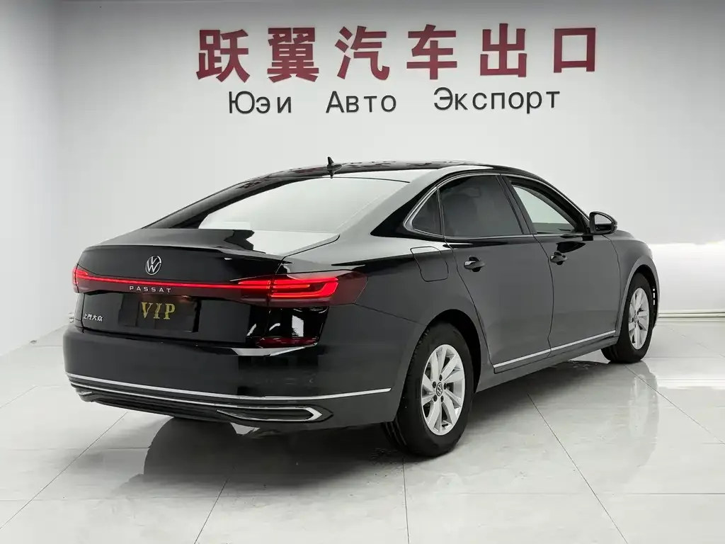 Volkswagen Passat — фото 8
