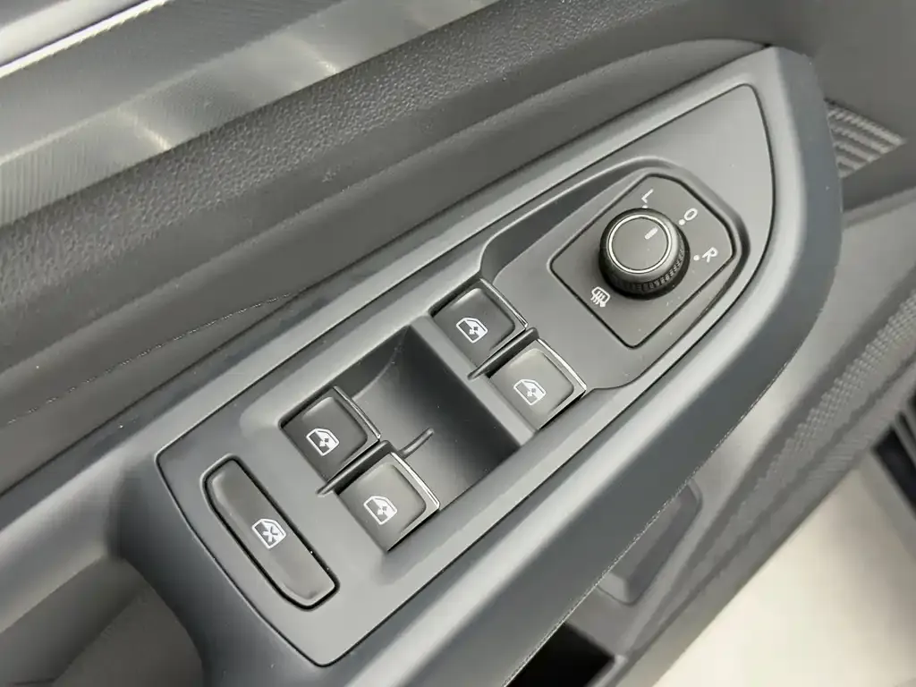 Volkswagen Passat — фото 9