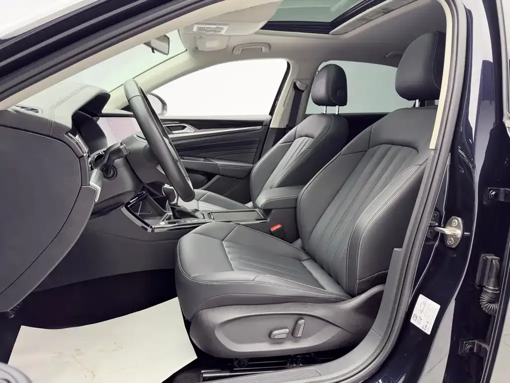 Volkswagen Passat — фото 4