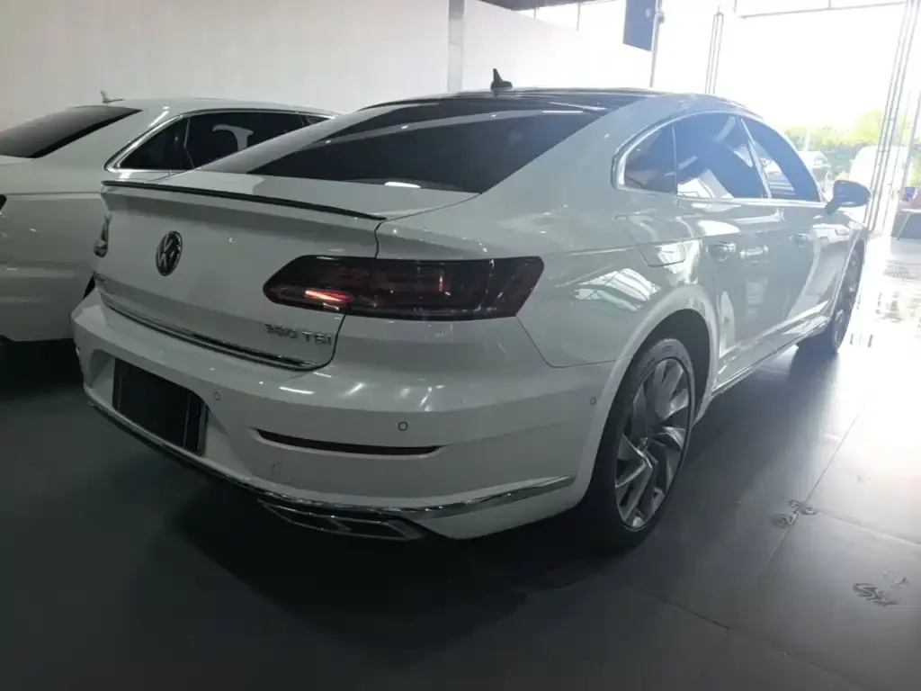 Volkswagen CC — фото 5