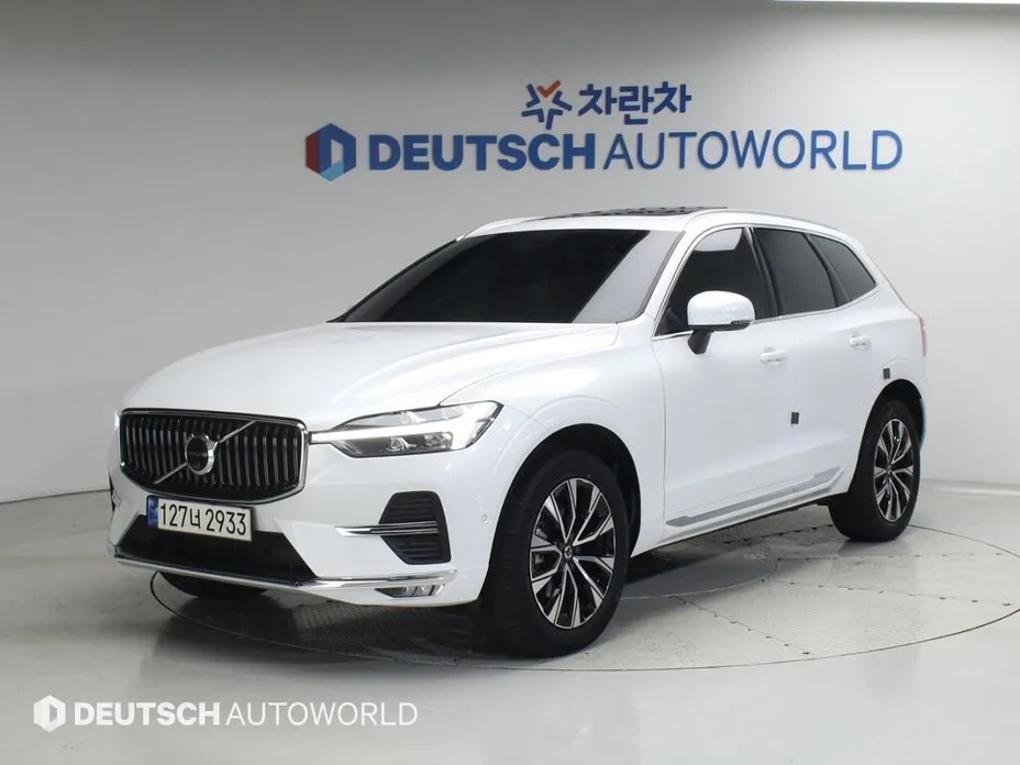Volvo XC60 — фото 1
