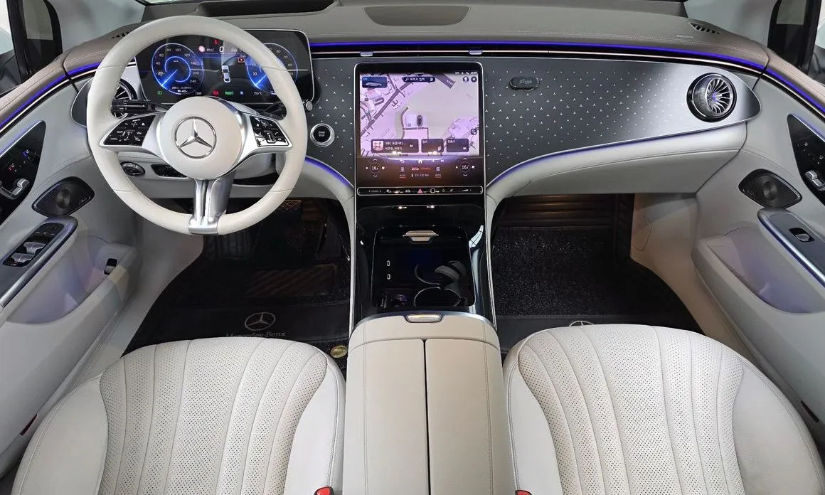 Mercedes-Benz EQE 2023 из KR, фото 8