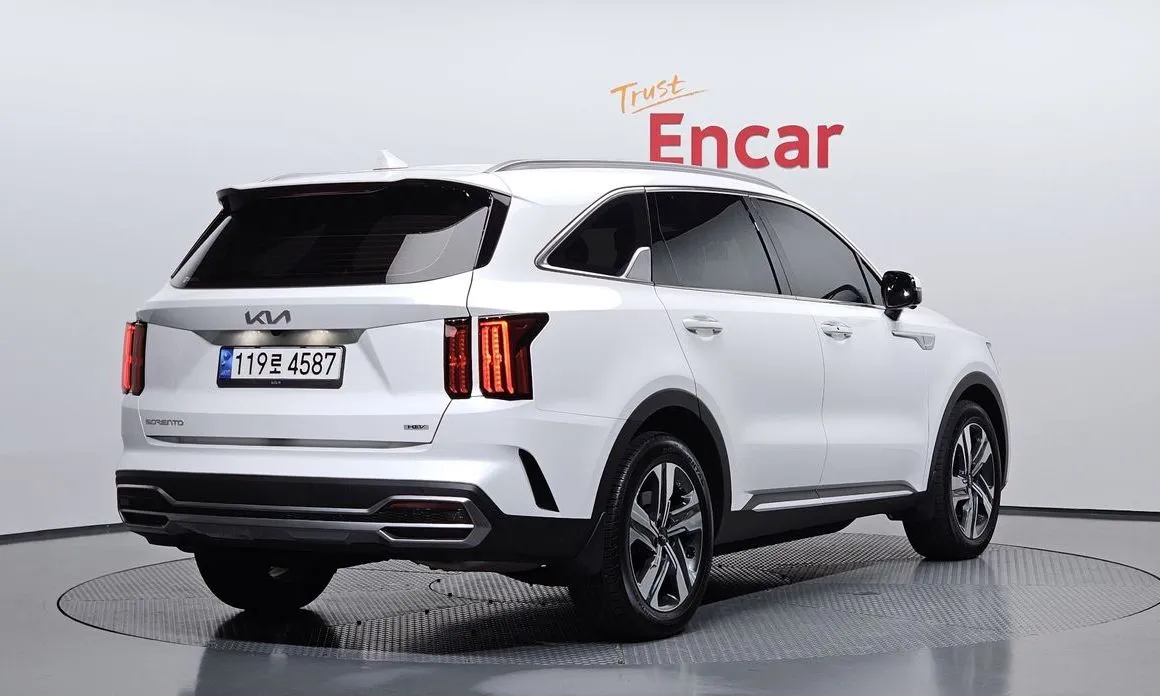 Kia Sorento — фото 3
