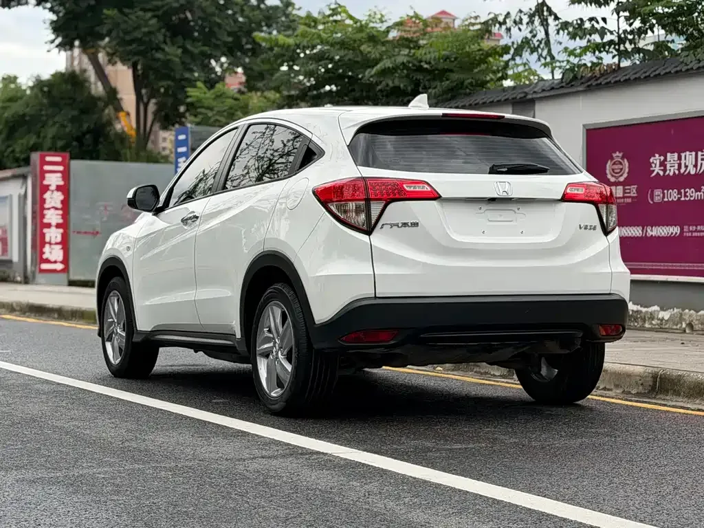 Honda Vezel — фото 6