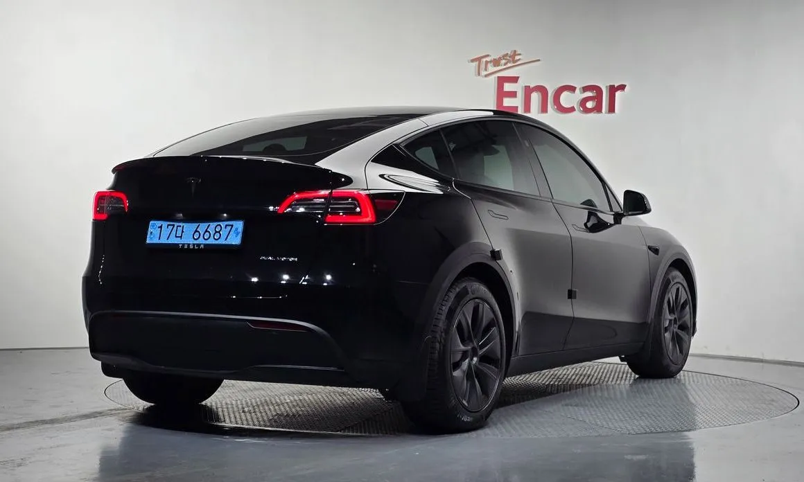 Tesla Model Y 2024 из KR, фото 3