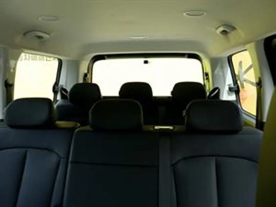 Hyundai Staria — фото 2