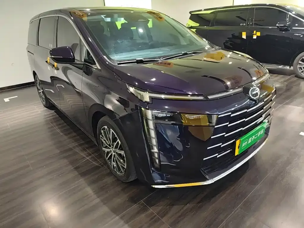 GAC Motor 传祺E8 PHEV — фото 10