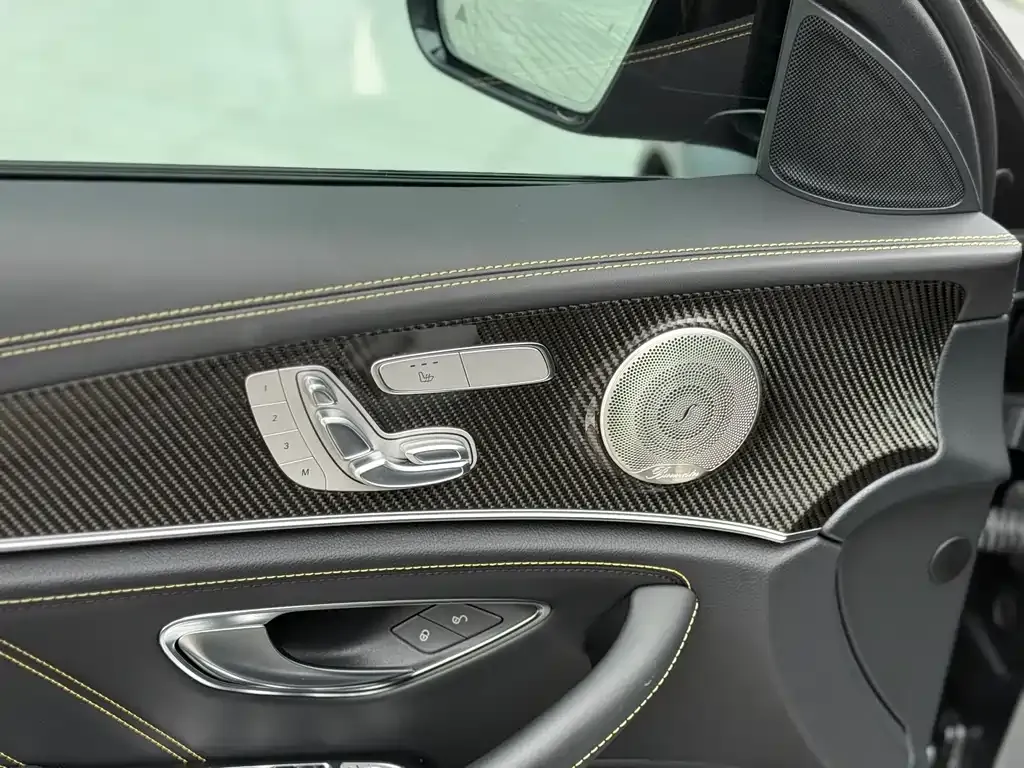 Mercedes-Benz E-Class AMG — фото 4
