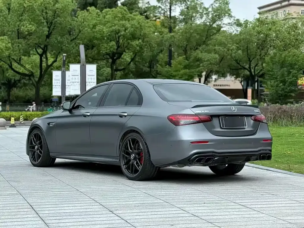 Mercedes-Benz E-Class AMG — фото 8
