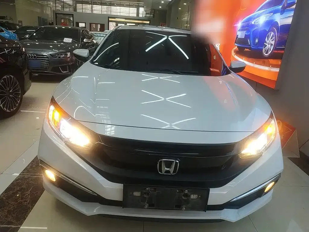 Honda Civic — фото 4
