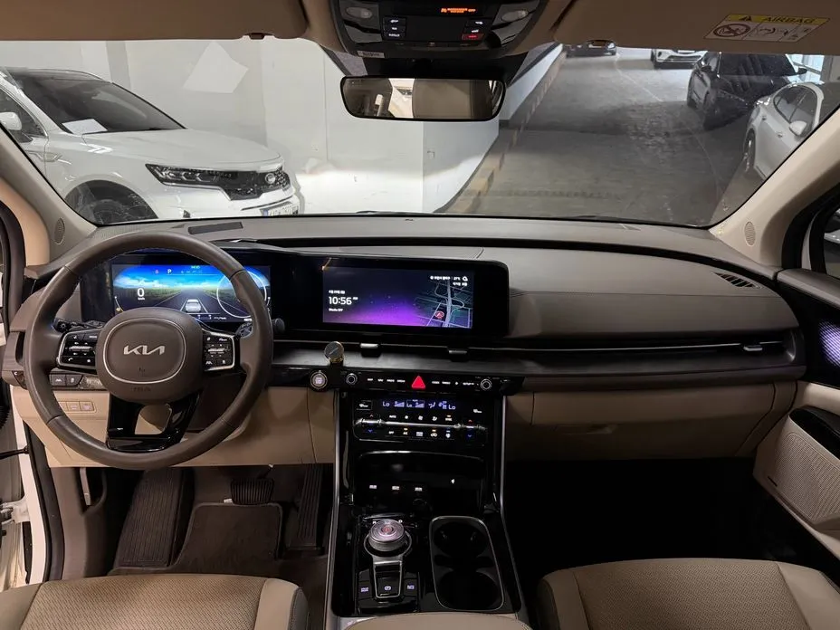 Kia Carnival — фото 10
