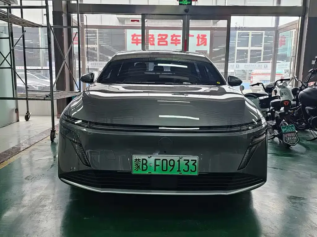 Nissan N6