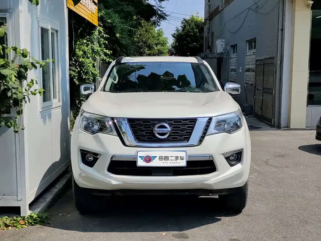 Nissan Terra — фото 7