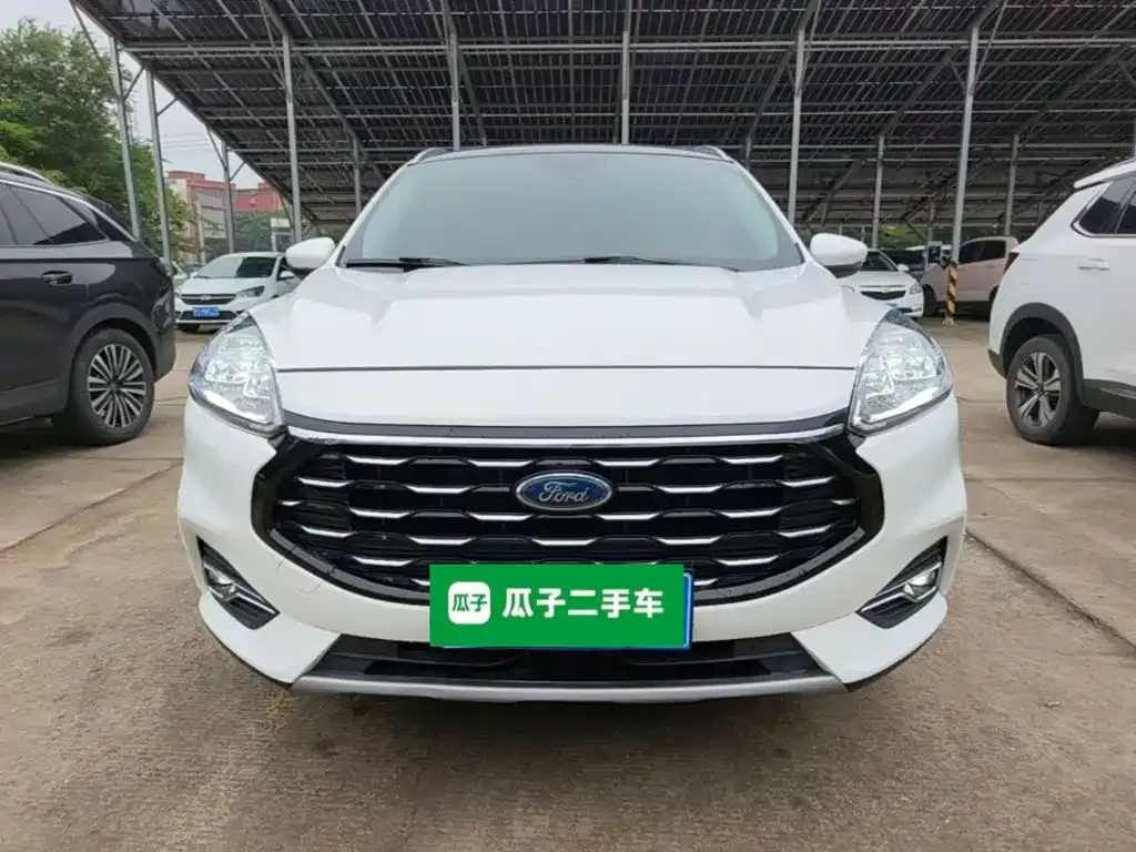 Ford Escape 2023 из CN, фото 9