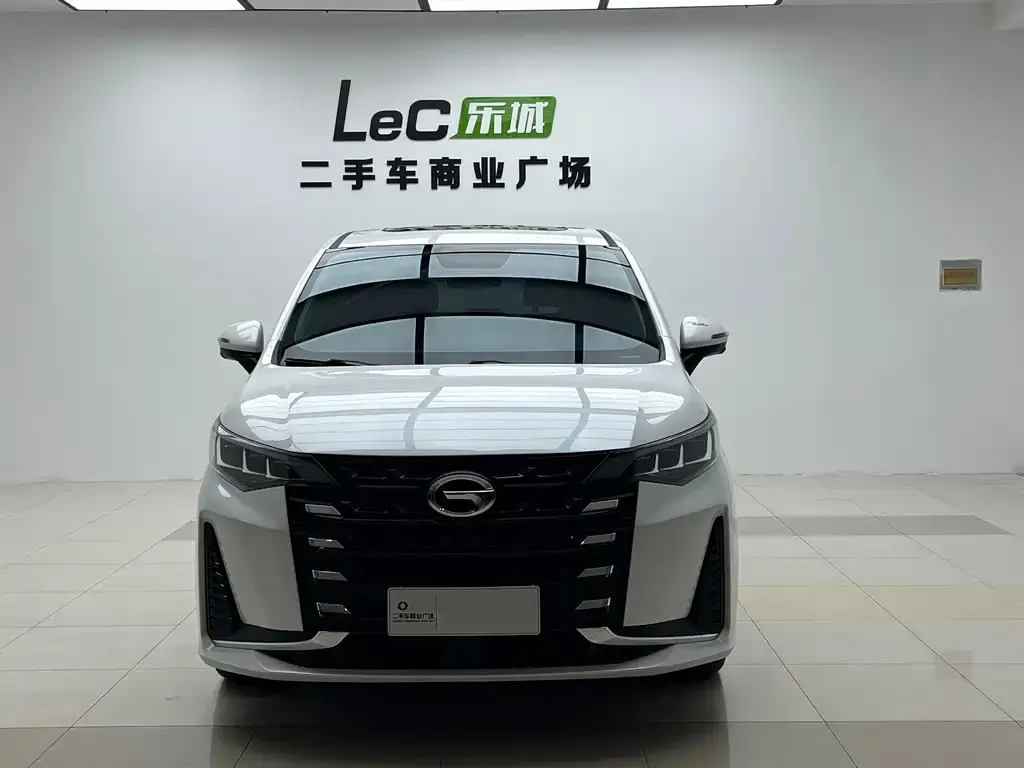 GAC Motor Trumpchi M6 — фото 1