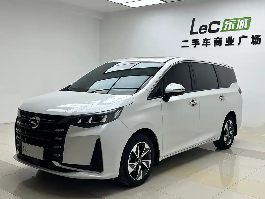 GAC Motor Trumpchi M6 — фото 10