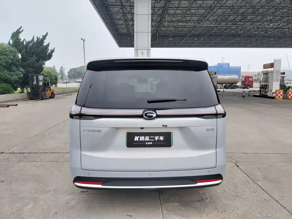 GAC Motor 传祺E8 PHEV — фото 6