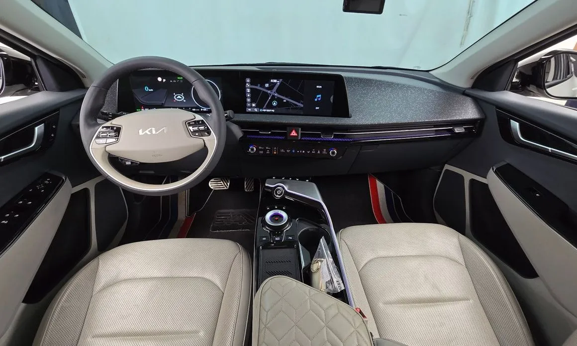 Kia EV6 — фото 8