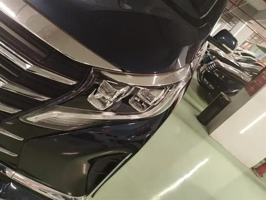 GAC Motor Trumpchi M8 — фото 9