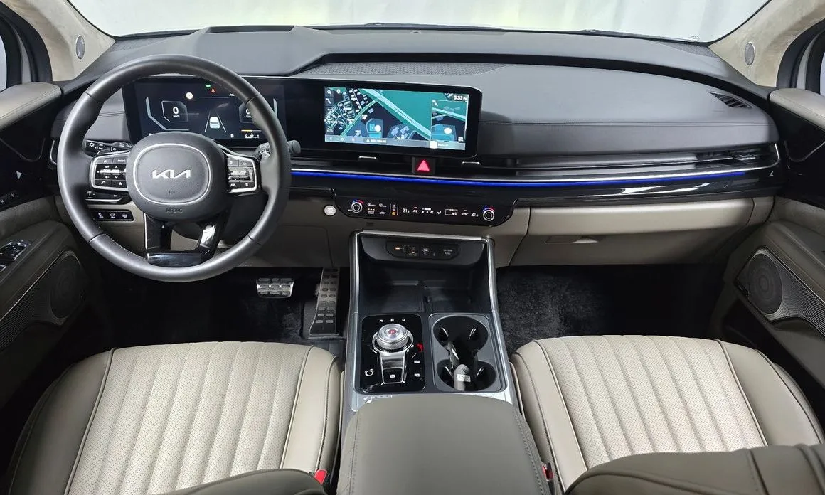 Kia Carnival — фото 10