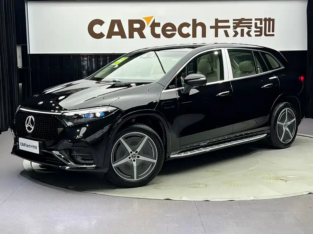 Mercedes-Benz EQS SUV — фото 7
