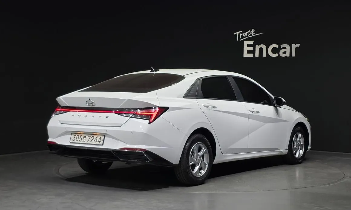 Hyundai AVANTE 2021 из KR, фото 2