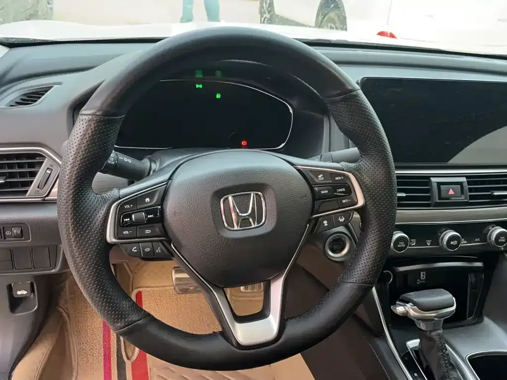 Honda Accord — фото 4