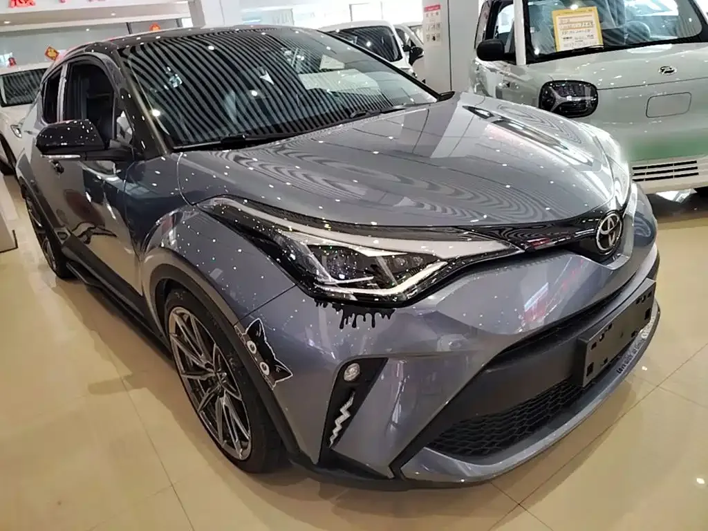 Toyota C-HR — фото 8