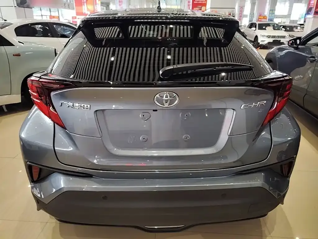 Toyota C-HR — фото 3