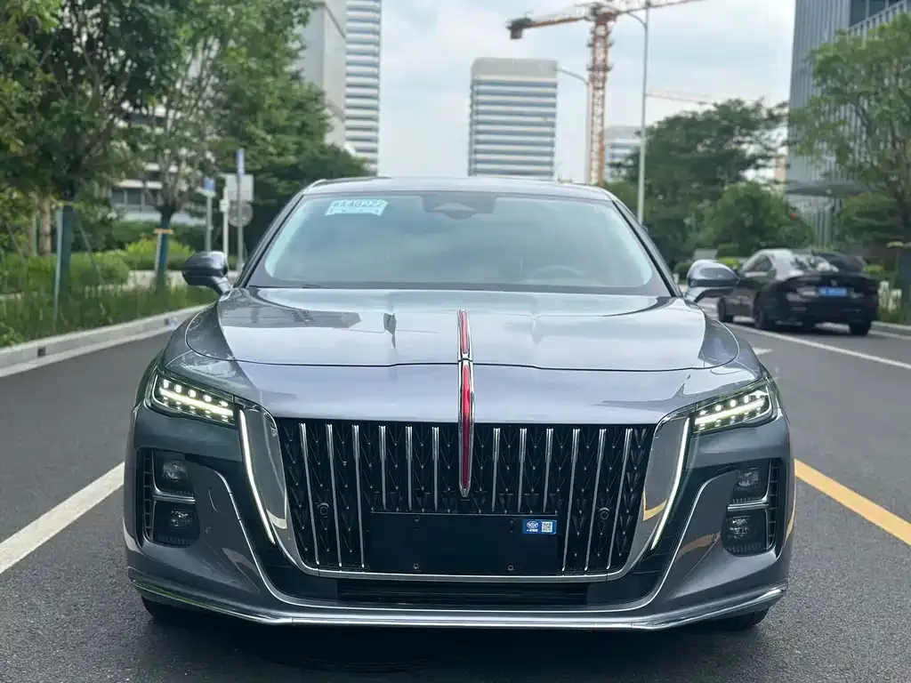 Hongqi H5 — фото 2