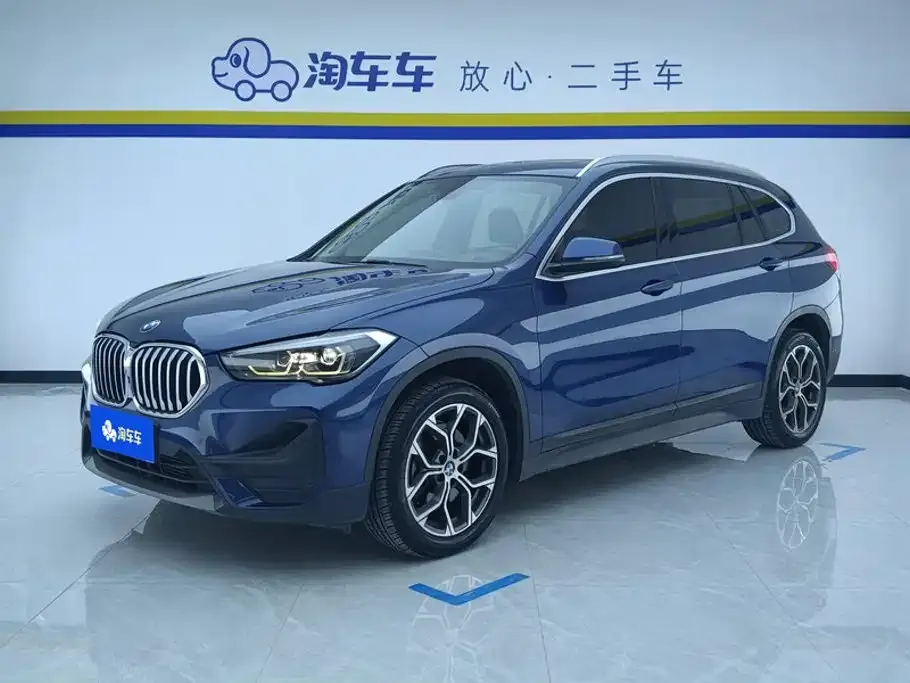 BMW X1 — фото 1