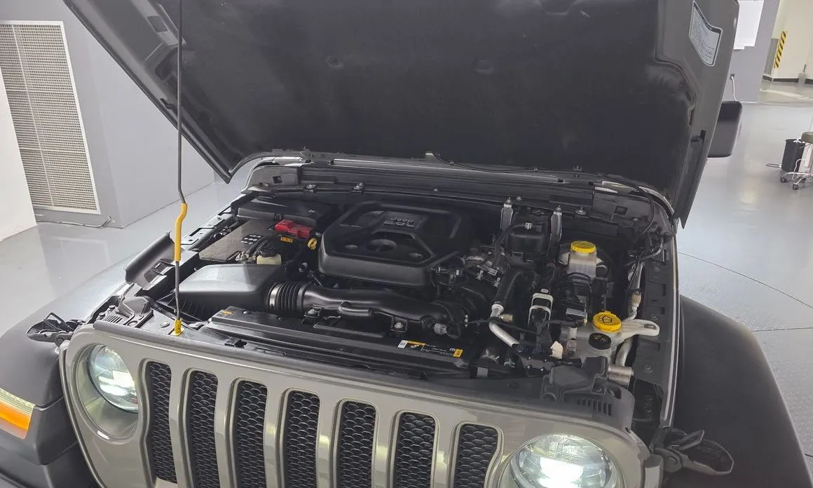 Jeep Wrangler — фото 4