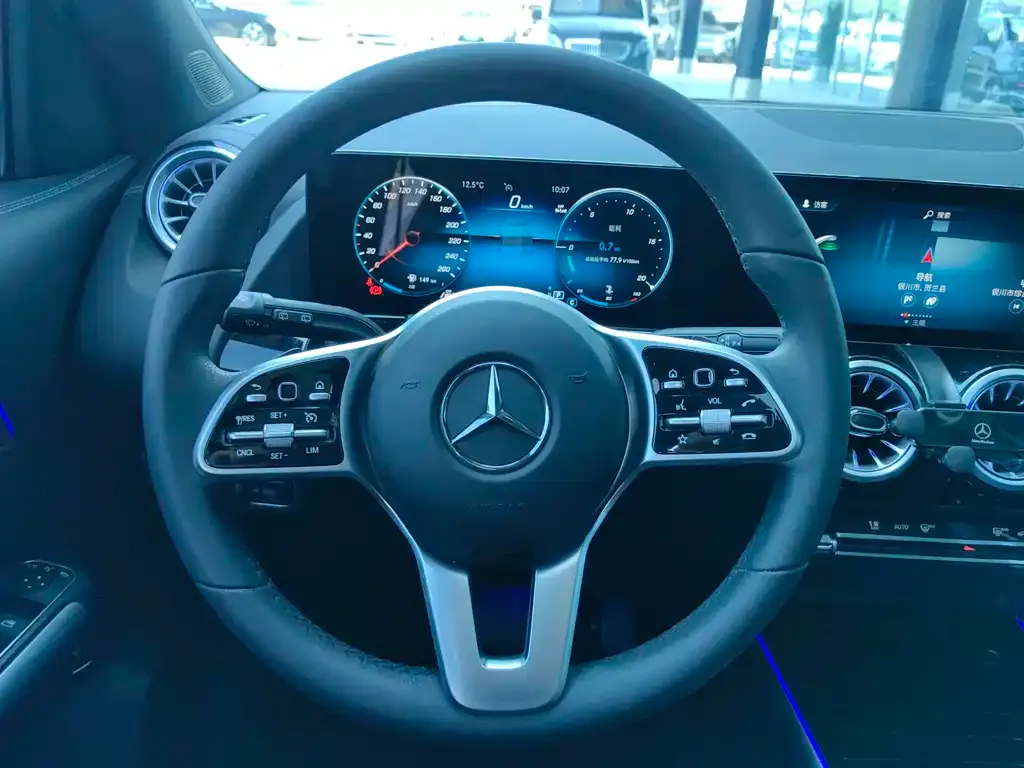 Mercedes-Benz GLA — фото 2