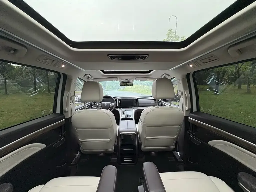 GAC Motor Trumpchi M8 — фото 2
