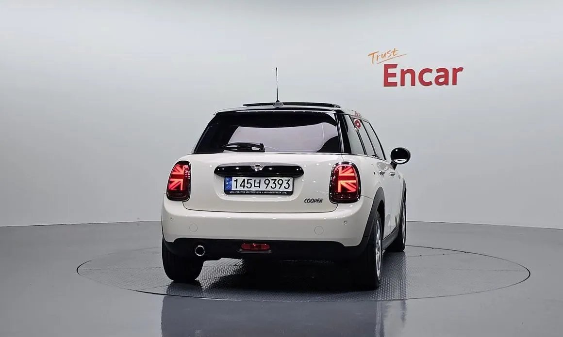 Mini Cooper 2021 из KR, фото 6