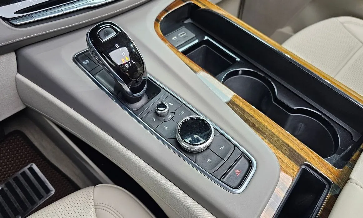 Cadillac Escalade 2021 из KR, фото 6