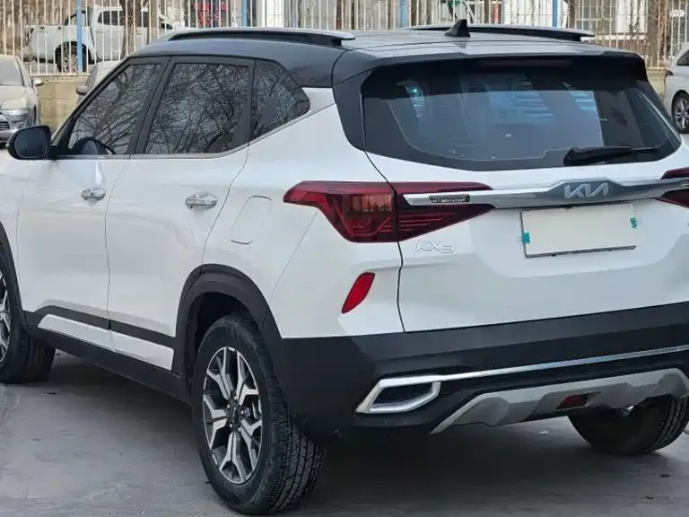 Kia KX3 2022 из CN, фото 6