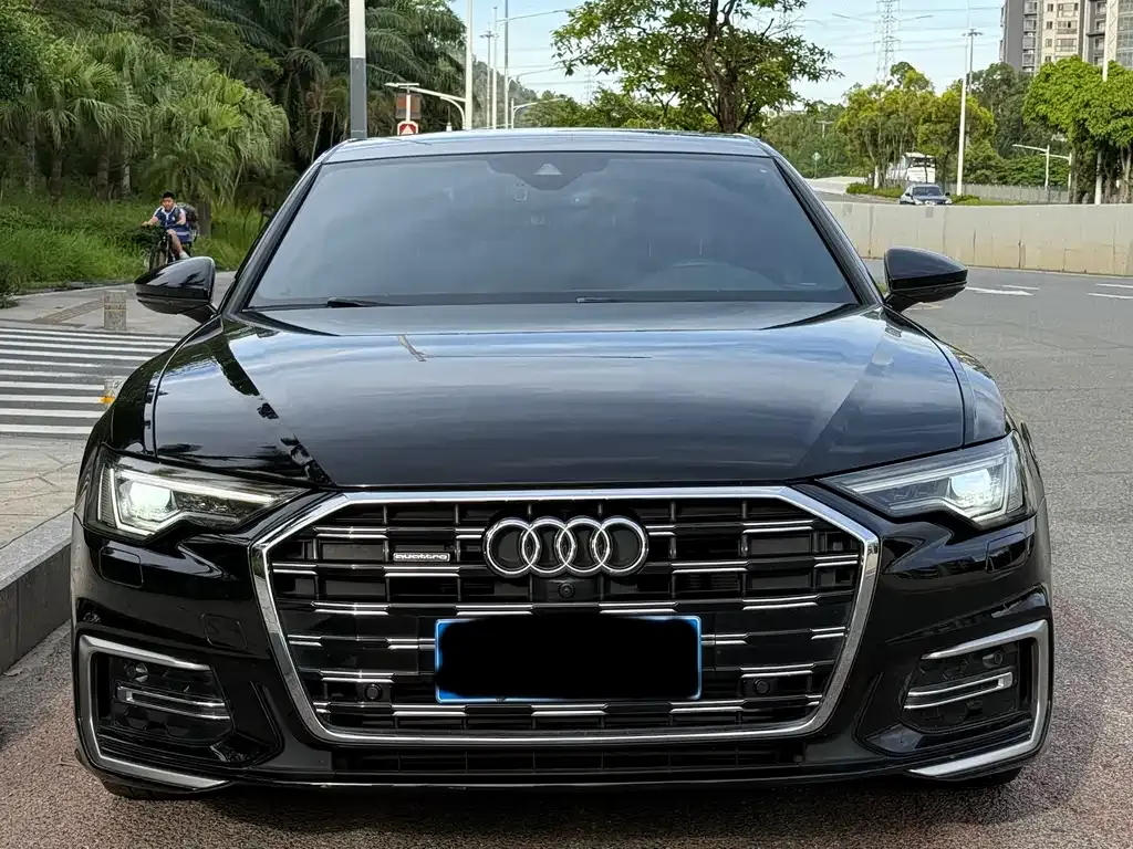 Audi A6L — фото 2