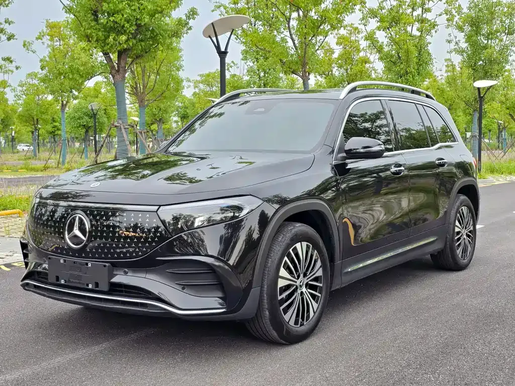 Mercedes-Benz EQB