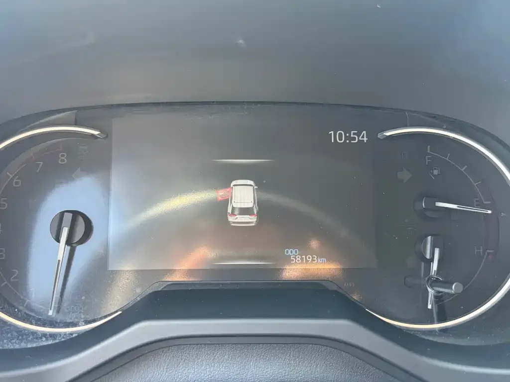 Toyota RAV4 — фото 2