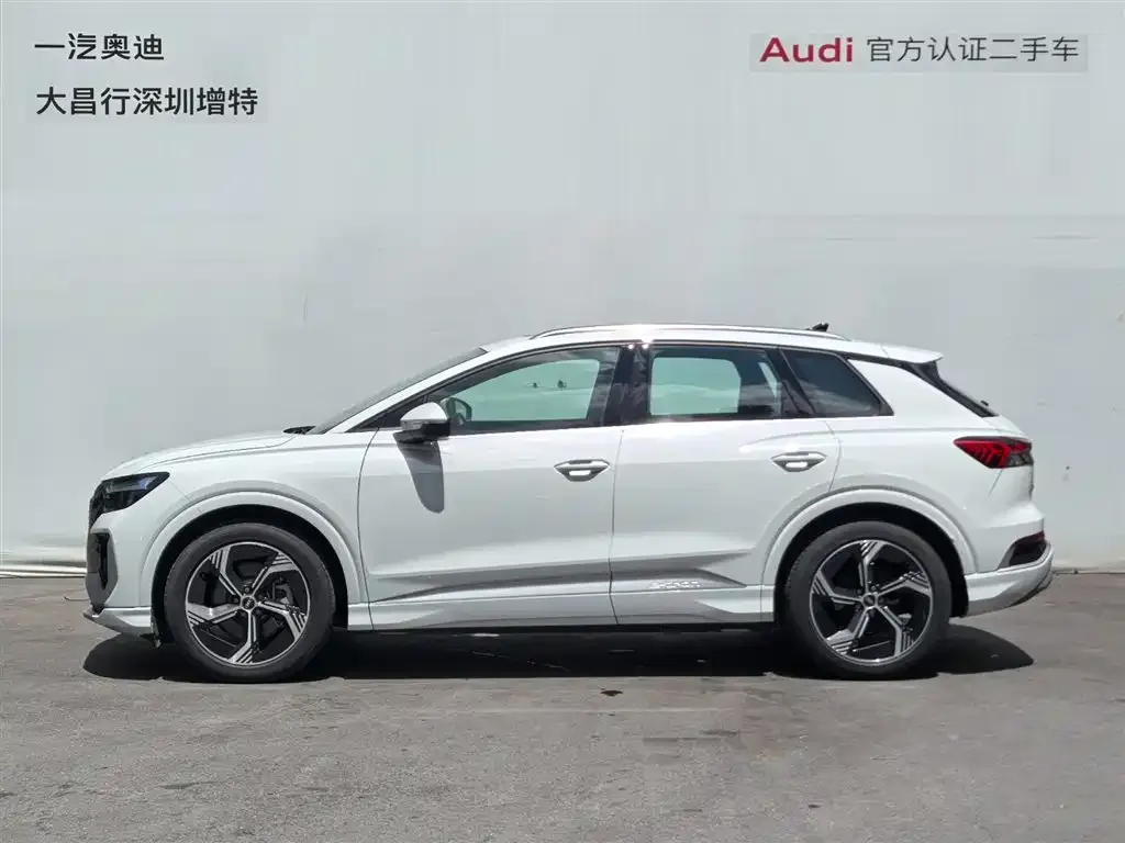 Audi Q4 e-tron — фото 3