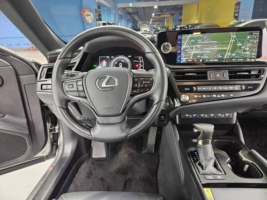 Lexus ES 2026 из KR, фото 9