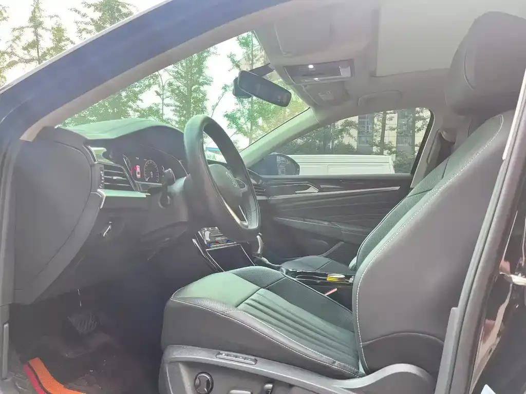 Volkswagen Passat — фото 3