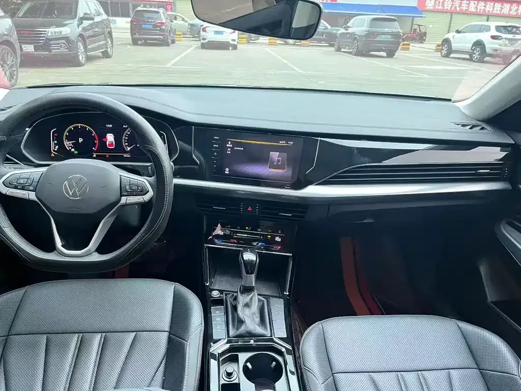 Volkswagen Passat — фото 9