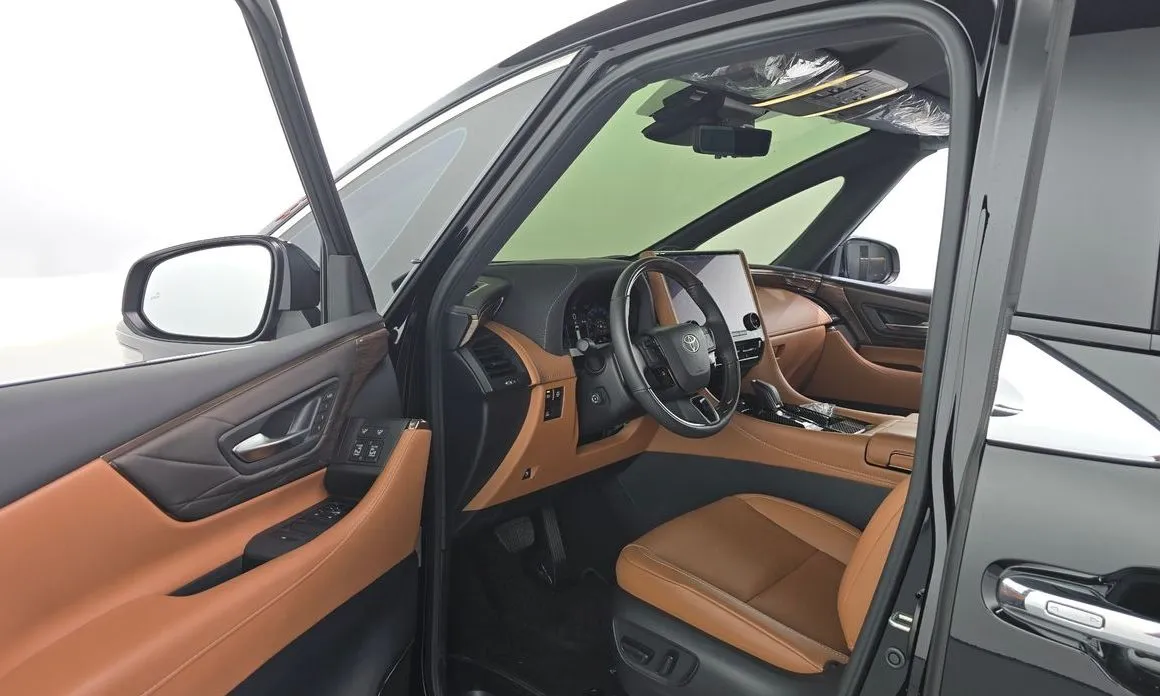 Toyota Alphard — фото 8