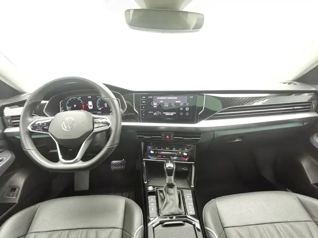Volkswagen Passat — фото 8