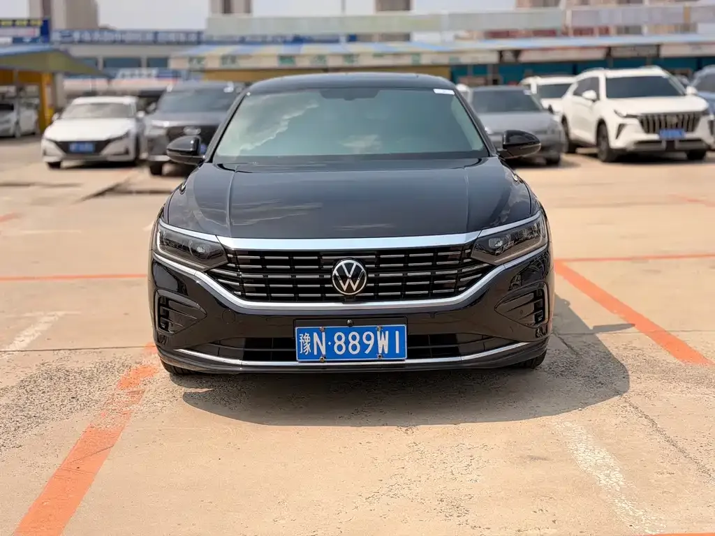 Volkswagen Passat — фото 9