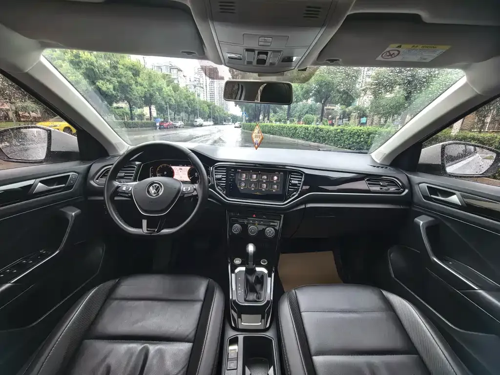 Volkswagen T-Roc 2022 из CN, фото 10