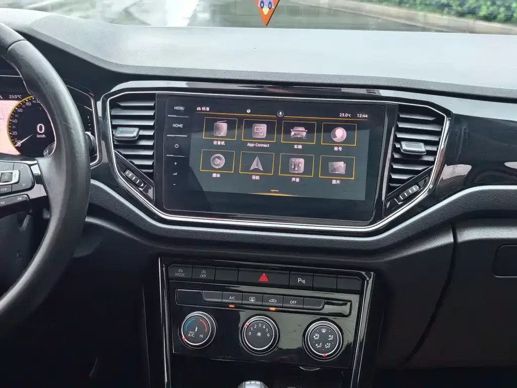 Volkswagen T-Roc 2022 из CN, фото 9