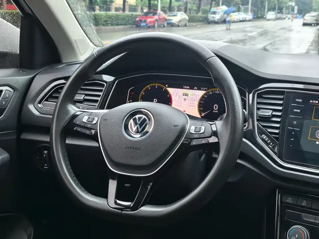 Volkswagen T-Roc 2022 из CN, фото 6